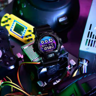 CASIO G-SHOCK Virtual Rainbow – Glossy Black & Multicolor Dial